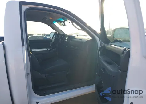 2011 Chevrolet Silverado 1500 Lt из США, поврежденный, VIN 1GCNKSE09BZ406300